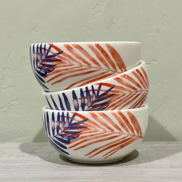 Set of 3 gorgeous ceramic dishes made by Tag. Pretty palm leaf design. NWTS! - Picture 2 of 6